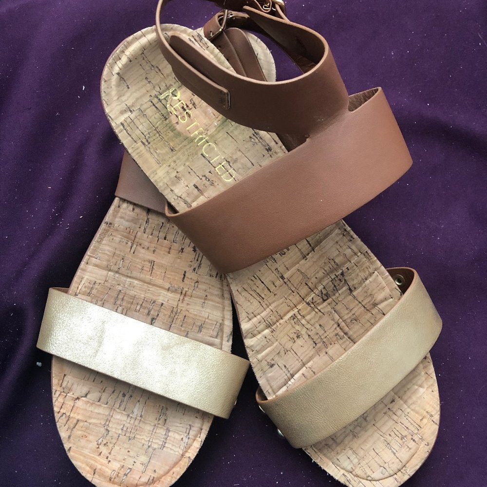 Tan/Gold platform sandals Size 9